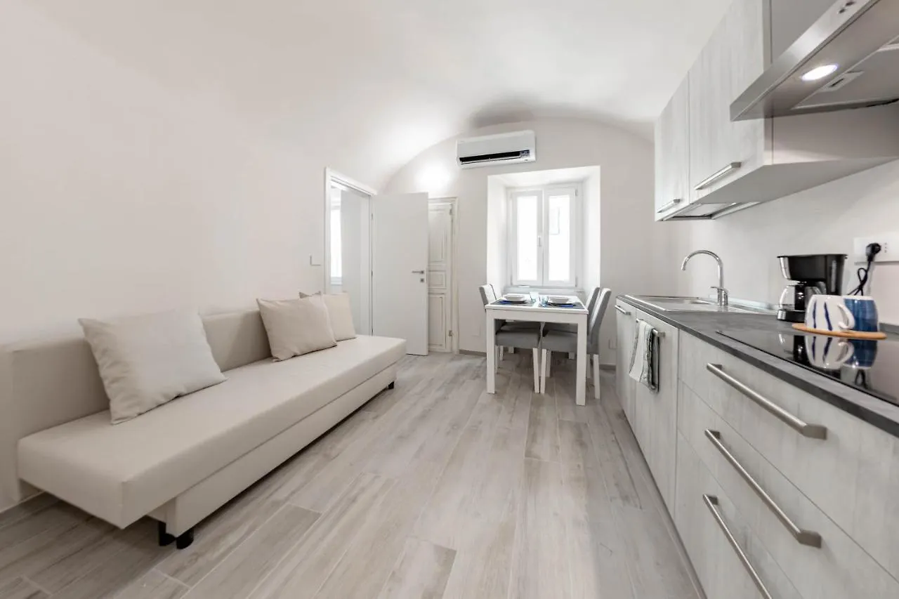 H11 Piccola Perla A Un Passo Dal Mare Apartment Santo Stefano al Mare