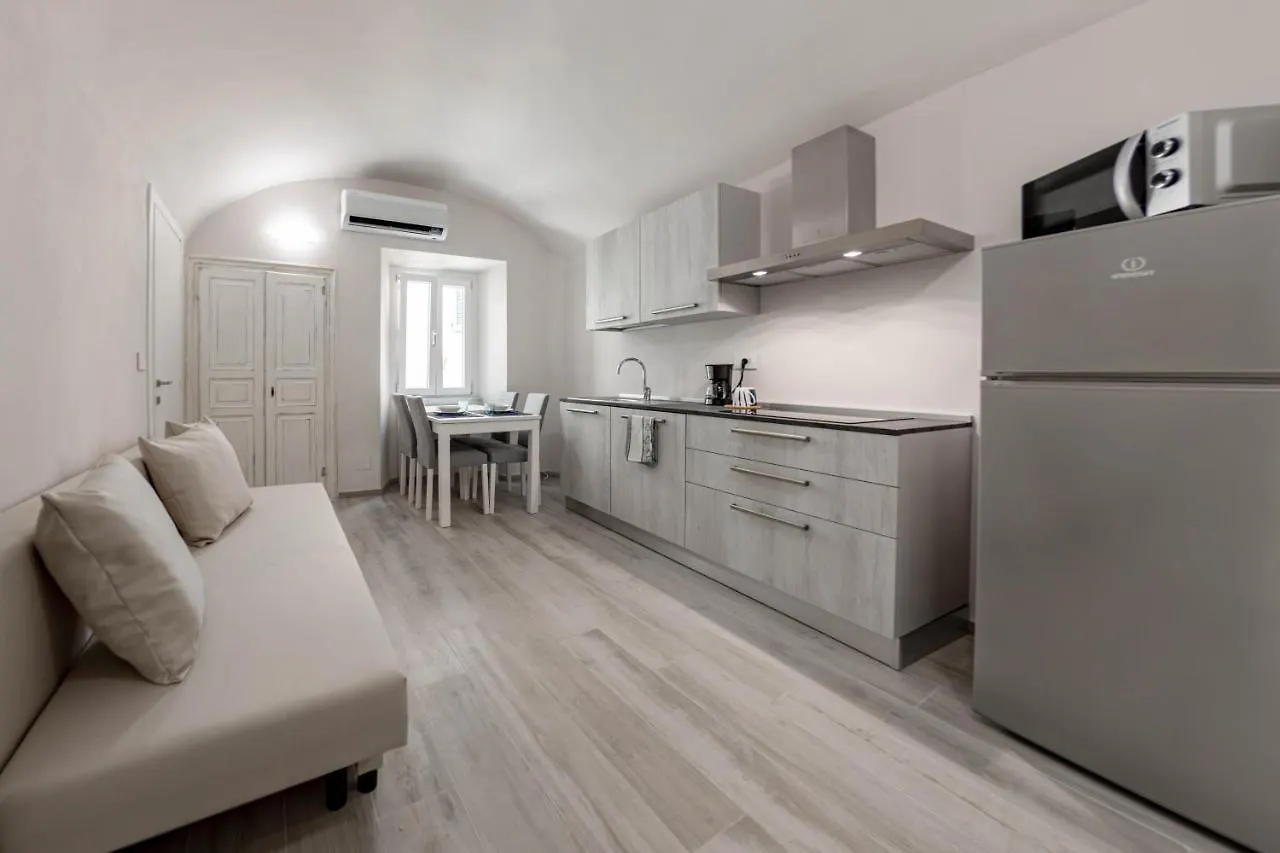 H11 Piccola Perla A Un Passo Dal Mare Apartment Santo Stefano al Mare