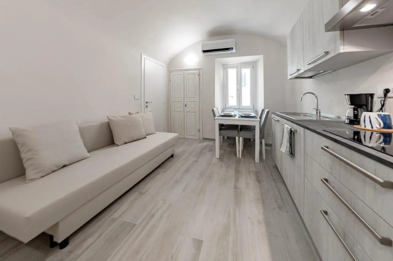 Apartmán H11 Piccola Perla A Un Passo Dal Mare Santo Stefano al Mare Itálie